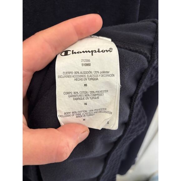 Champion Velour Sweatshirt Crewneck in Navy Blue Ribbed Hem and Sleeves Mens XL - Picture 6 of 10